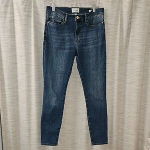 Frame Le Skinney De Jeanne Size 30